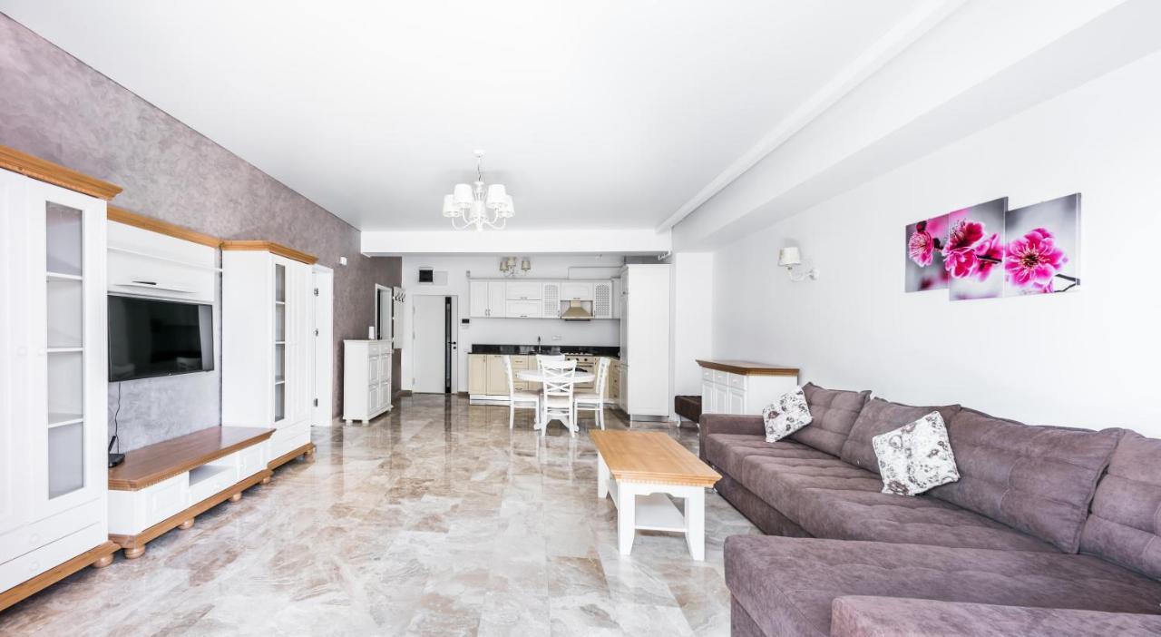Sns Apartament In Vila Sophia Mamaia Exteriör bild
