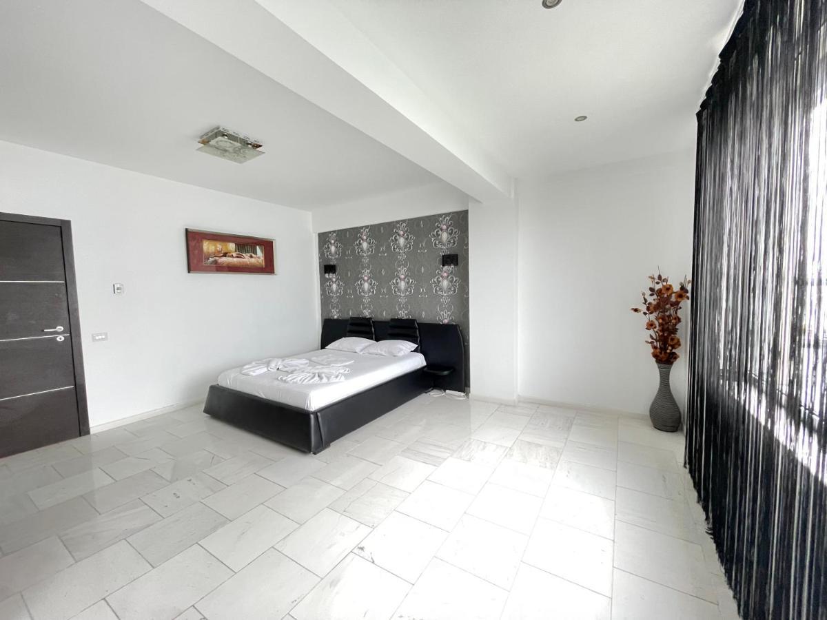 Sns Apartament In Vila Sophia Mamaia Exteriör bild