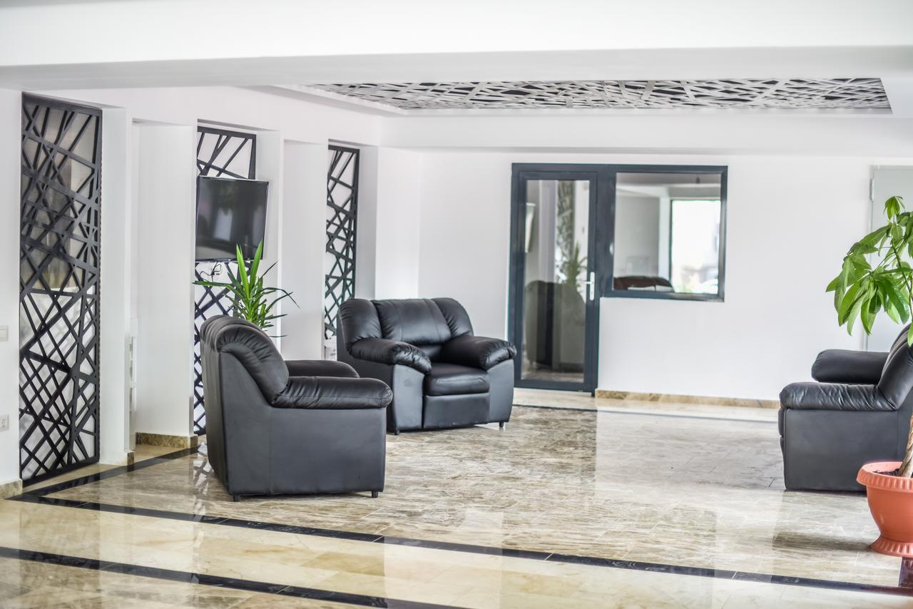 Sns Apartament In Vila Sophia Mamaia Exteriör bild